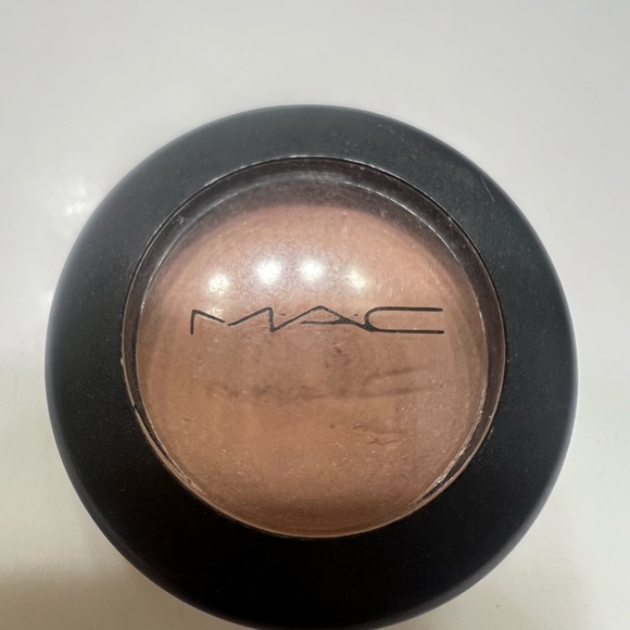 MAC SOFT BROWN MATTE! - Picture 1 of 3